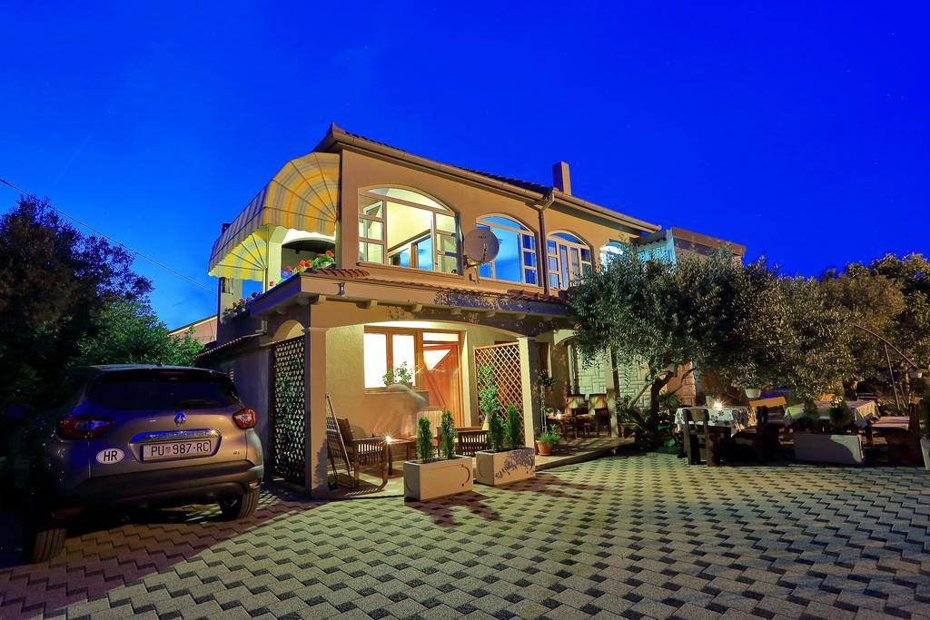 Apartments Melita Bibinje Εξωτερικό φωτογραφία