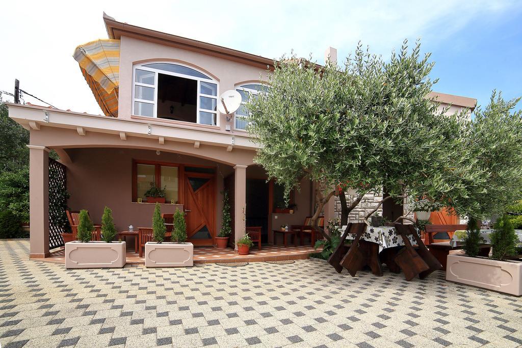 Apartments Melita Bibinje Εξωτερικό φωτογραφία